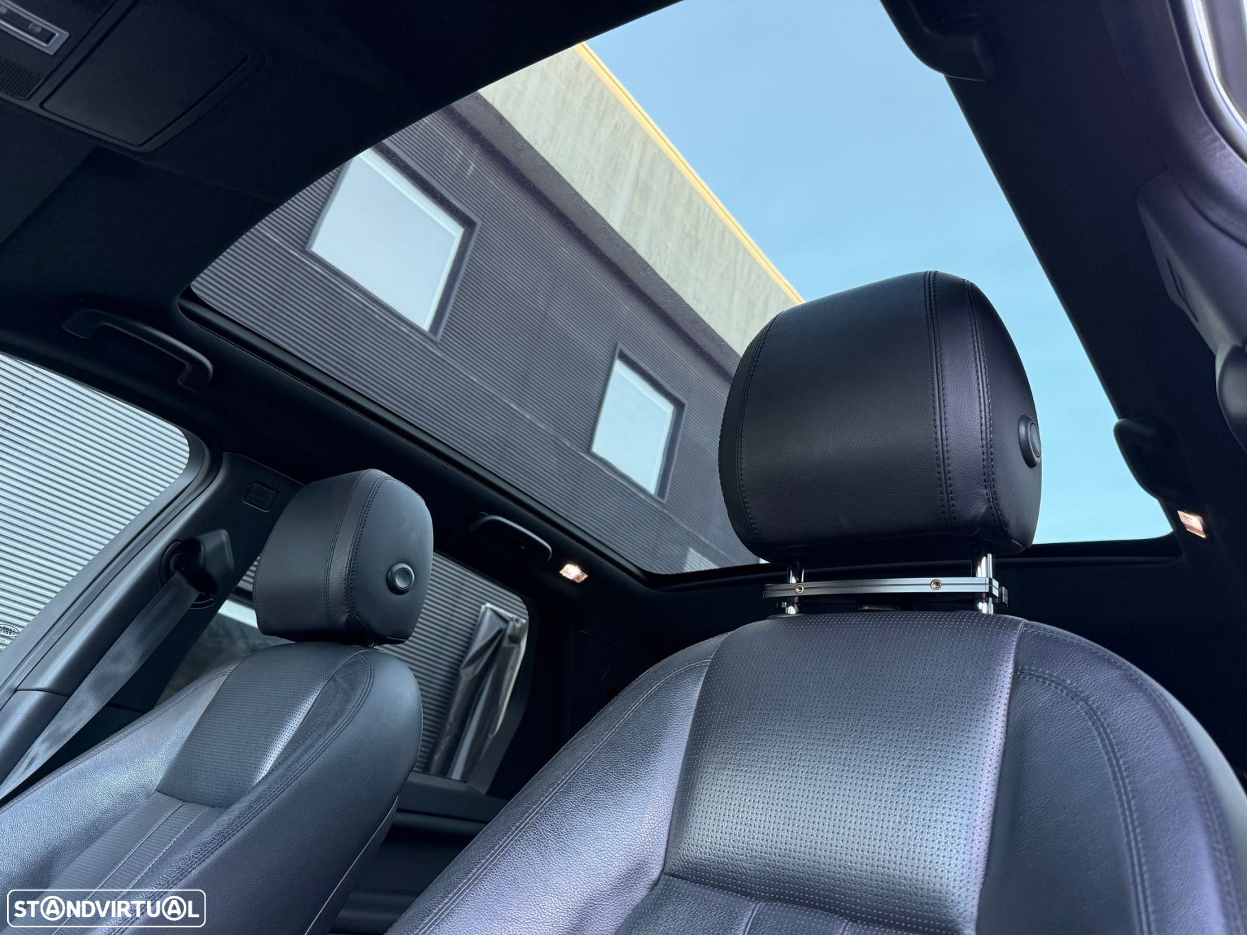 Land Rover Discovery Sport 2.0 TD4 HSE 7L Auto - 30