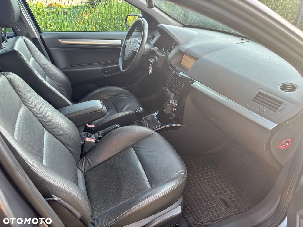 Opel Astra 1.7 CDTI DPF Cosmo - 7