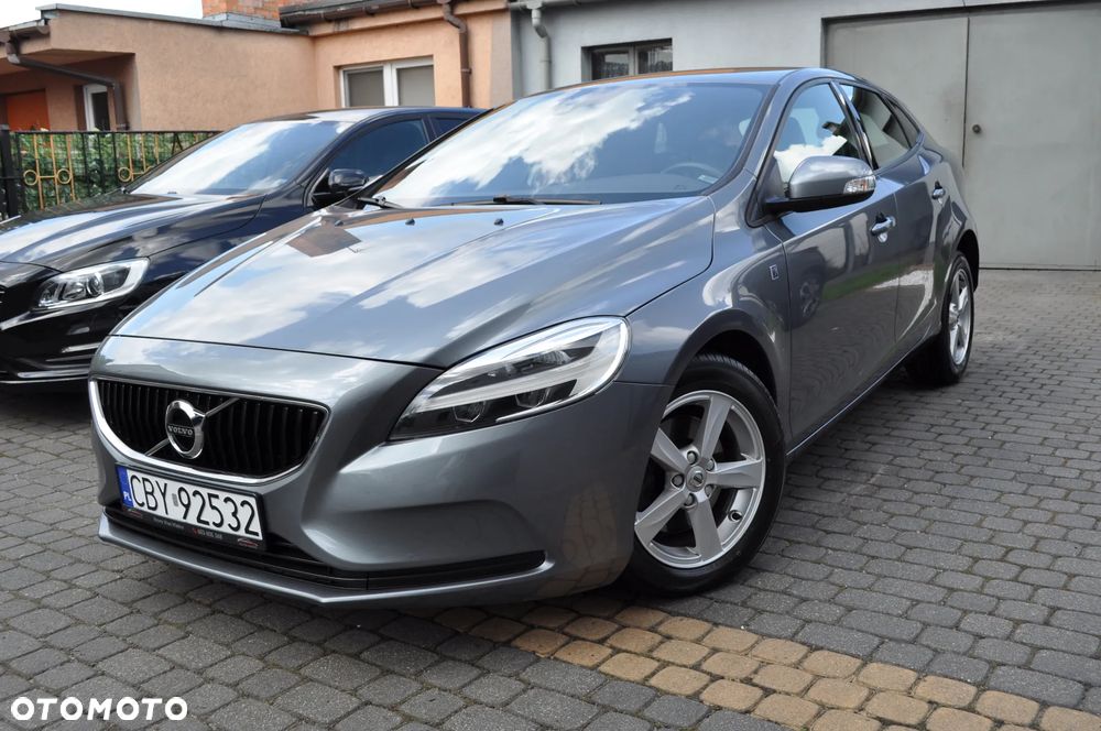 Volvo V40 T2 Ocean Race - 3