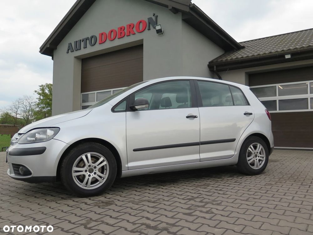 Volkswagen Golf Plus - 1