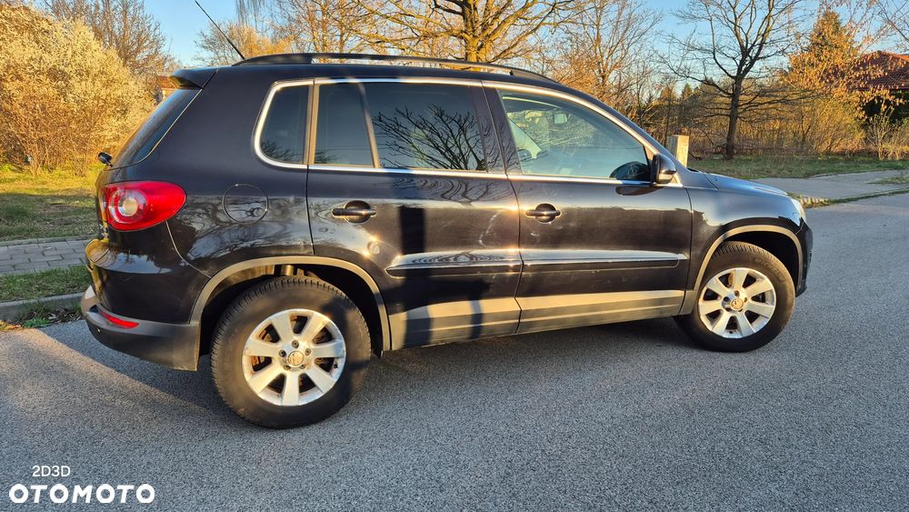 Volkswagen Tiguan - 4