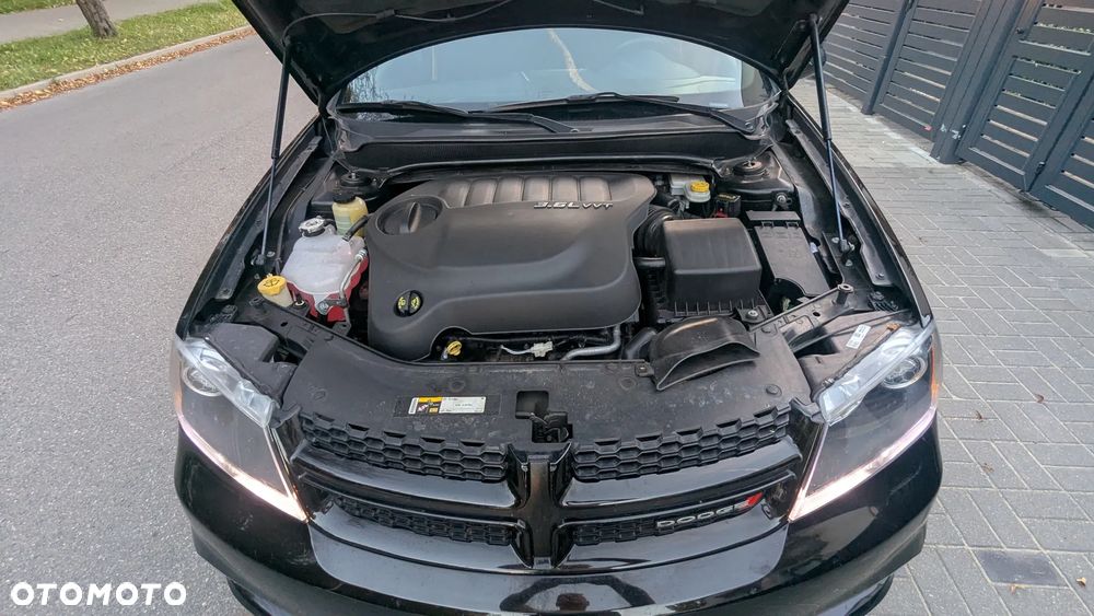 Dodge Avenger - 14