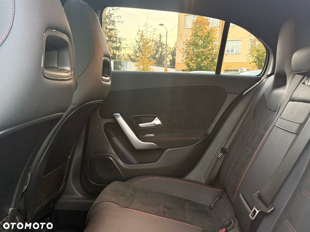 Mercedes-Benz Klasa A 200 AMG Line 7G-DCT - 17