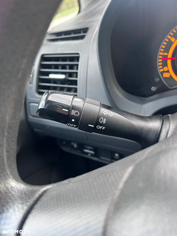 Toyota Auris 1.4 VVT-i Terra - 16