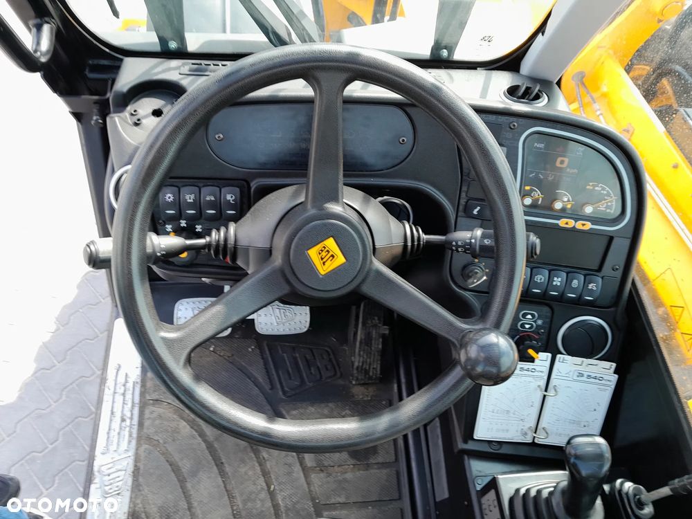 JCB 540-170 2015R - 23