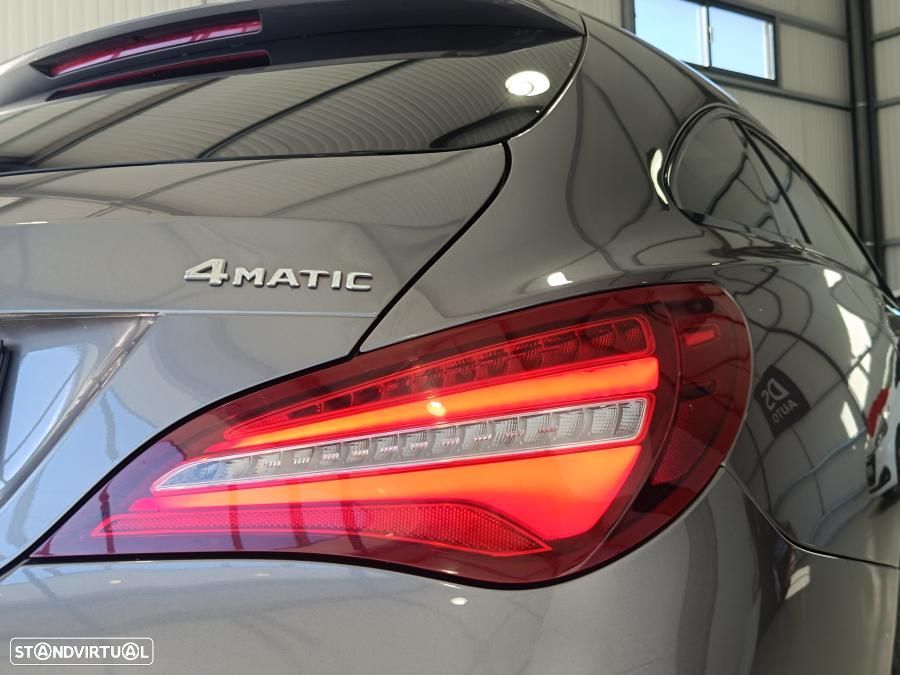 Mercedes-Benz CLA 220 d 4Matic 7G-DCT AMG Line - 13
