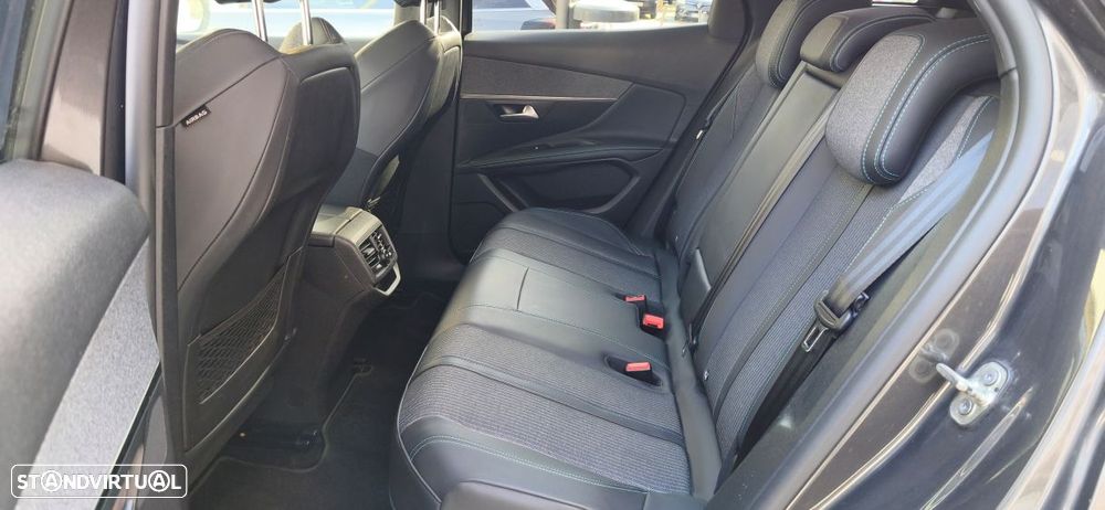 Peugeot 3008 225 e-EAT8 Allure Pack - 12