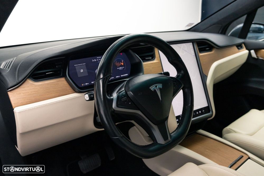 Tesla Model X 100 kWh Long Range AWD - 25
