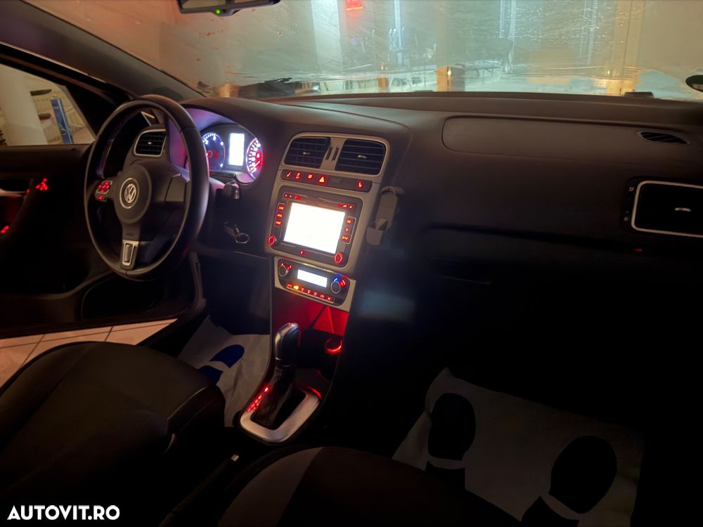 Volkswagen Polo 1.6 TDI DSG Life - 9