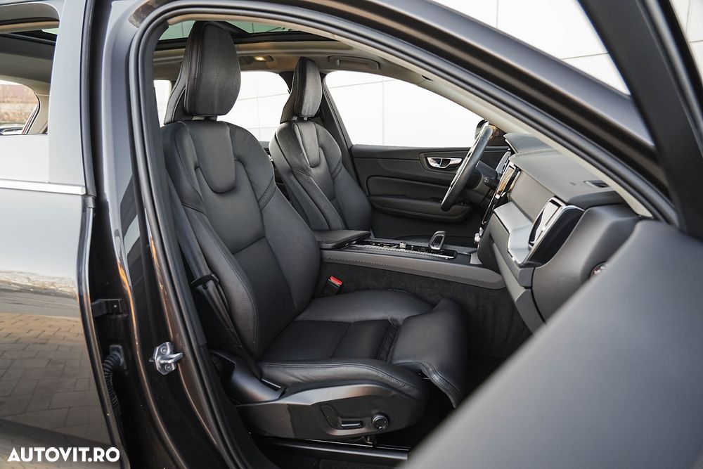 Volvo XC 60 Recharge T6 Twin Engine eAWD Inscription Expression - 18