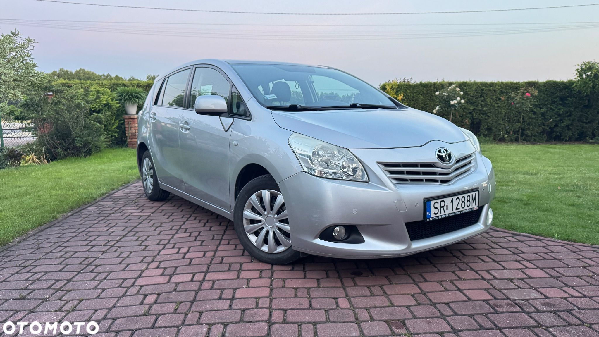Toyota Verso 1.6 Edition - 1