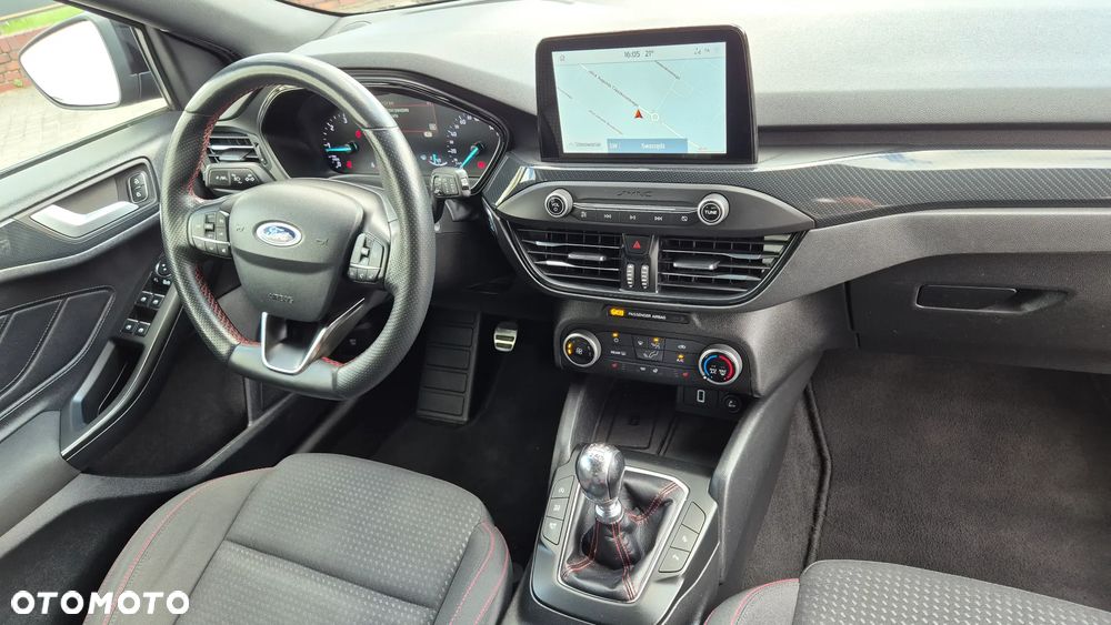 Ford Focus 2.0 EcoBlue ST-Line Business - 17