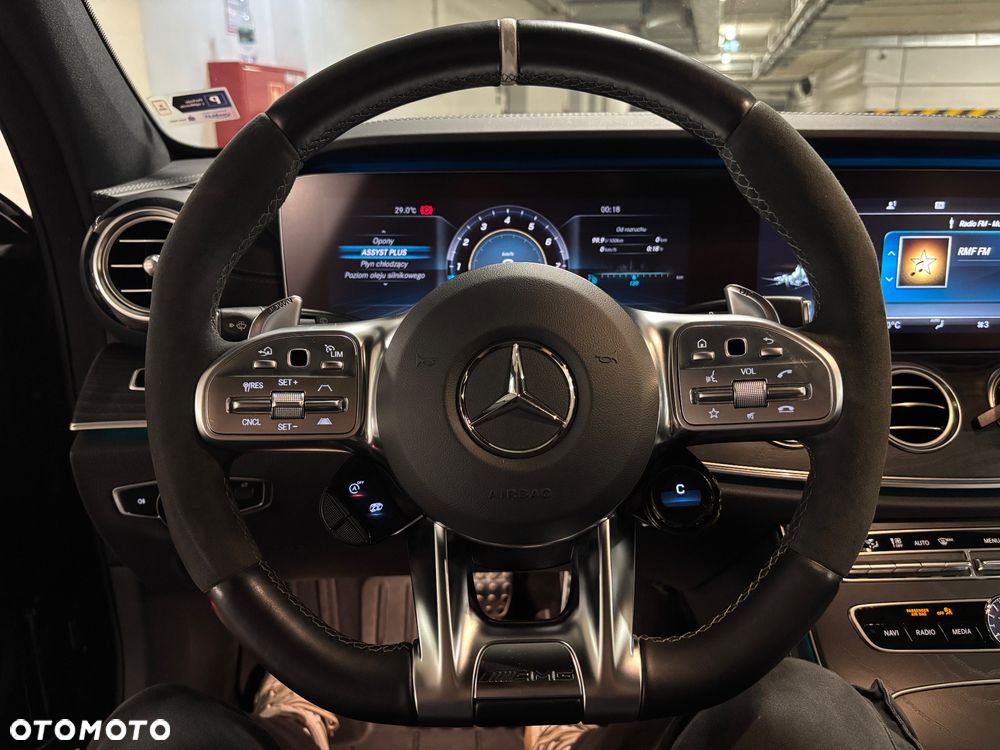 Mercedes-Benz Klasa E AMG 63 S 4Matic+ T AMG Speedshift MCT-9G - 24