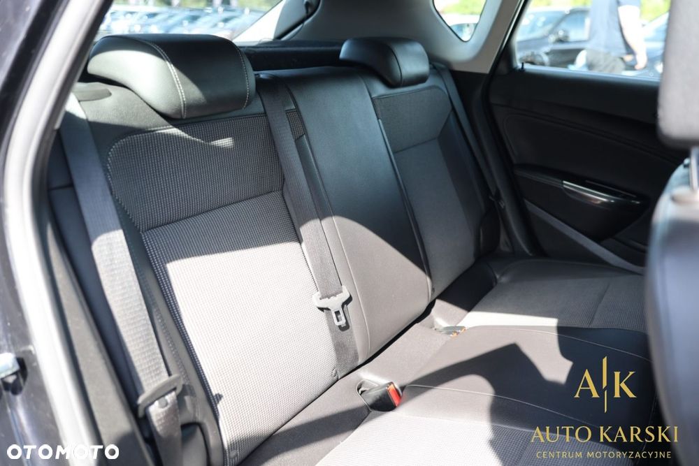 Opel Astra - 32