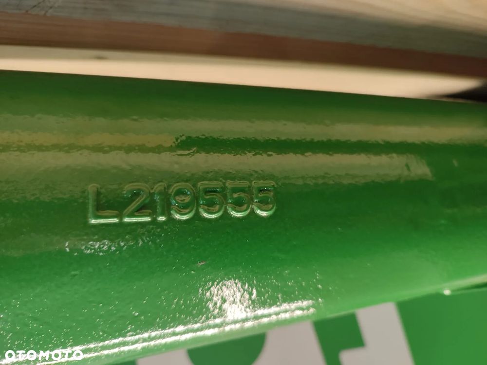 Wał napędowy Przystawka Obudowa L219557 John Deere 6155 - 14