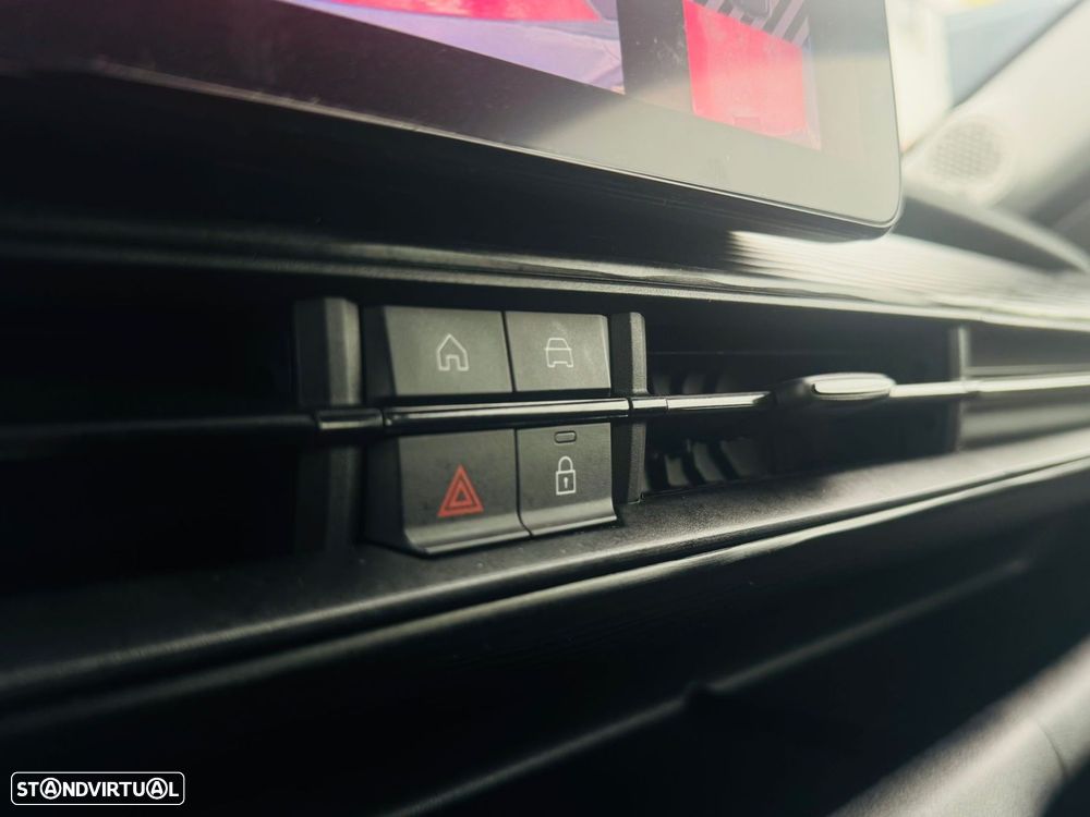 Jeep Avenger 1.2 GSE T3 Altitude - 29