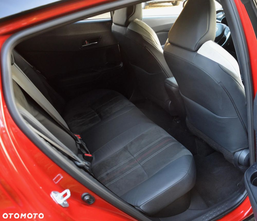 Toyota C-HR 2.0 GR Sport - 25