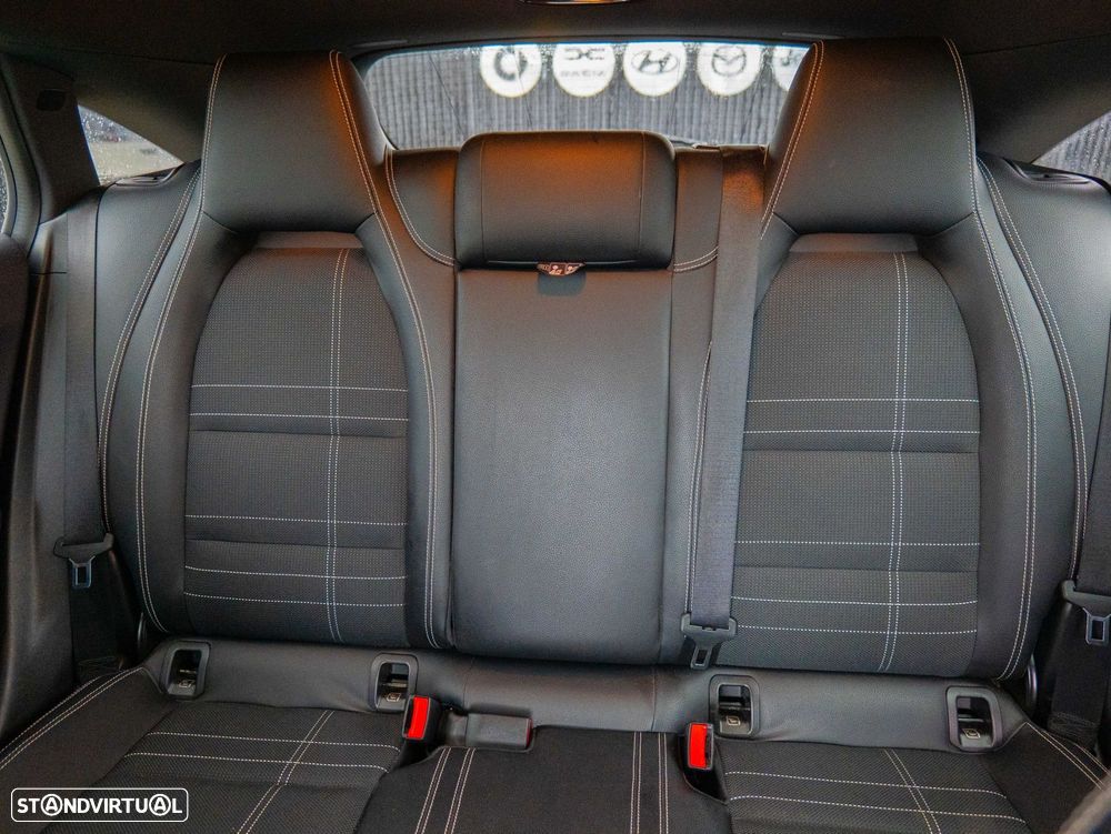 Mercedes-Benz CLA 200 d Shooting Brake Urban Aut. - 22