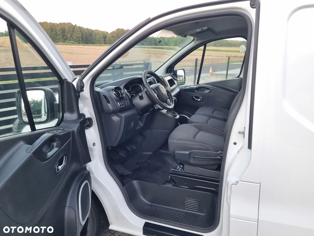 Opel VIVARO L2H1 - 11