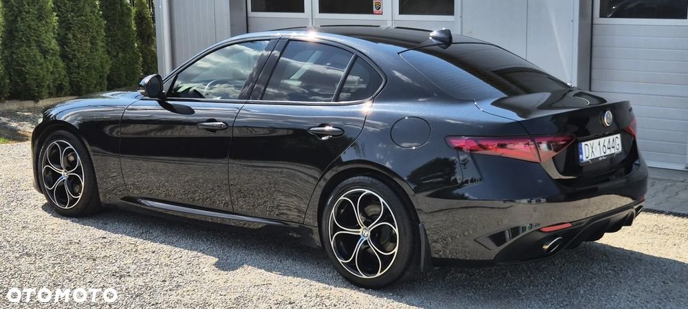 Alfa Romeo Giulia - 3
