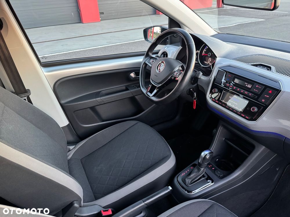 Volkswagen up! e-up - 15