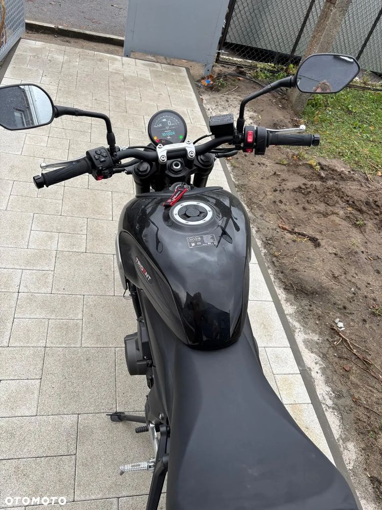 Triumph Trident - 6