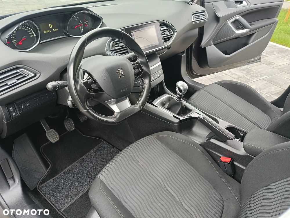 Peugeot 308 - 6