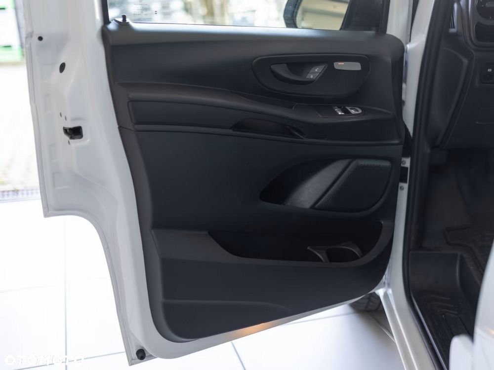 Mercedes-Benz Vito - 17