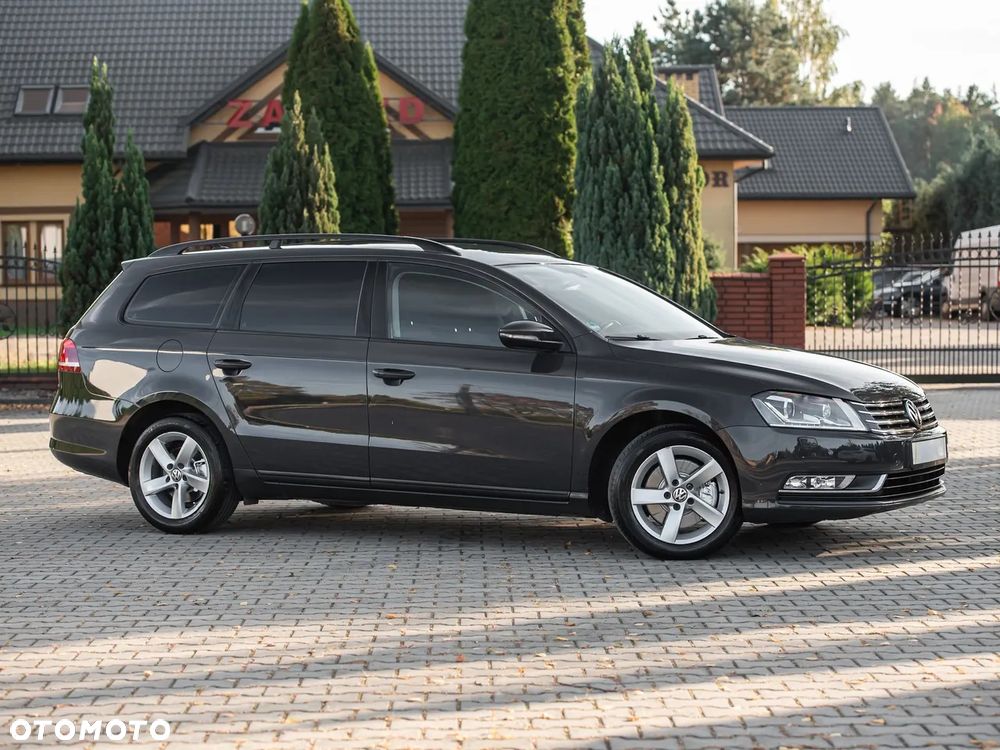 Volkswagen Passat 2012 photo 3
