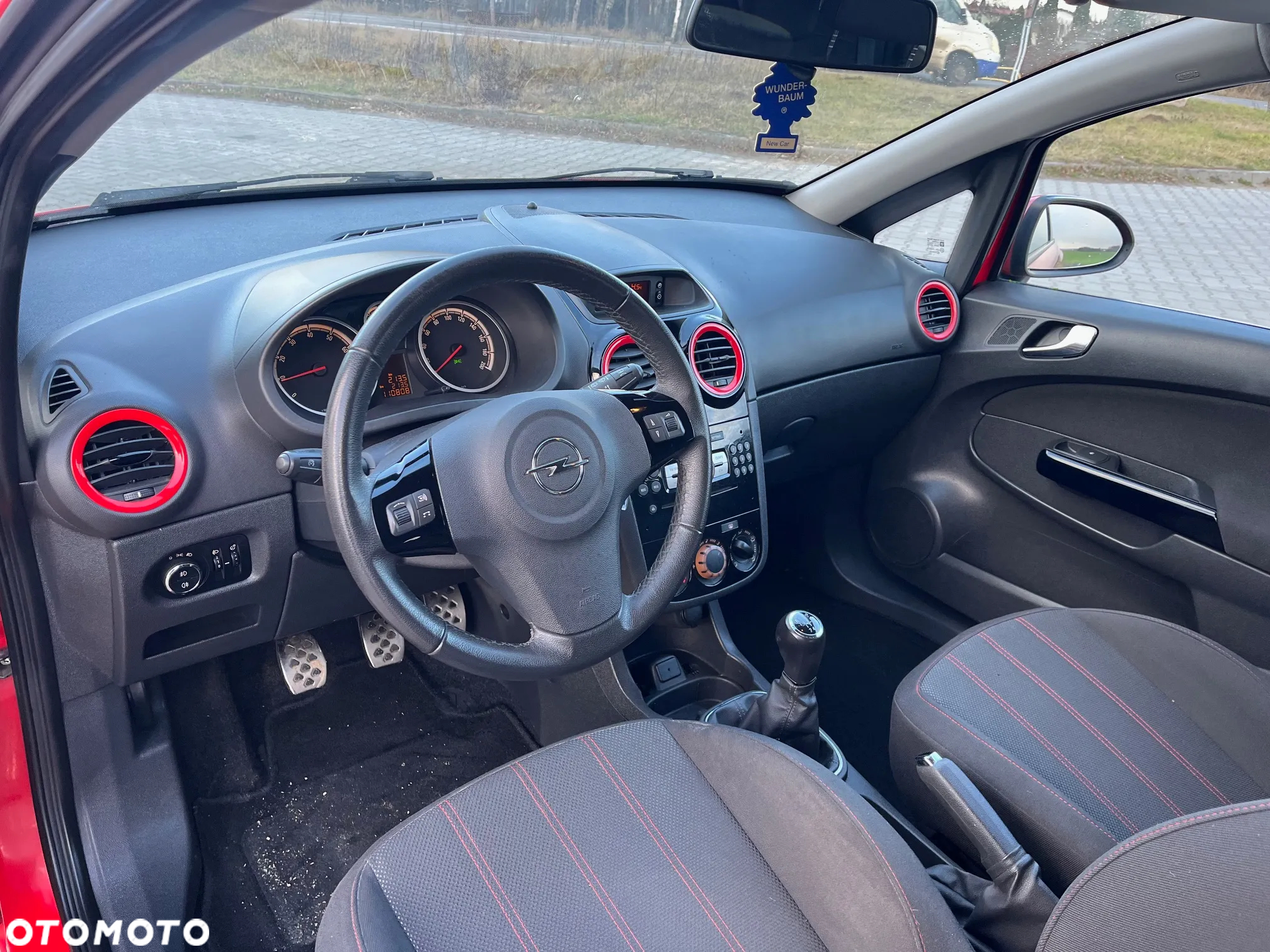 Opel Corsa 1.2 16V Cosmo - 11