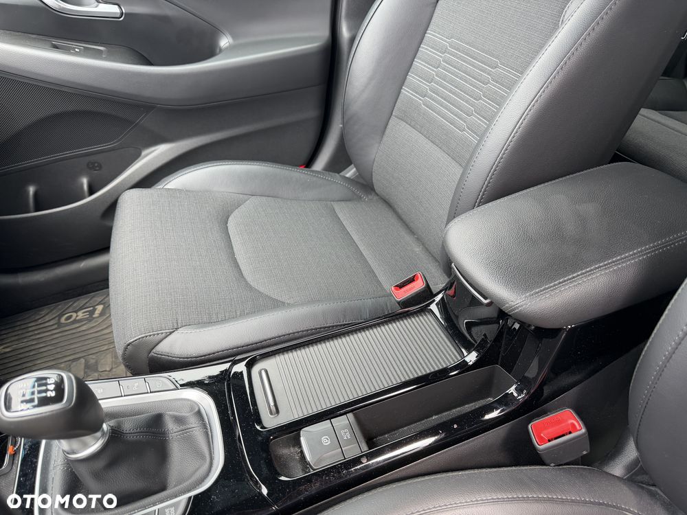 Hyundai i30 1.5 T-GDI 48V Smart - 18