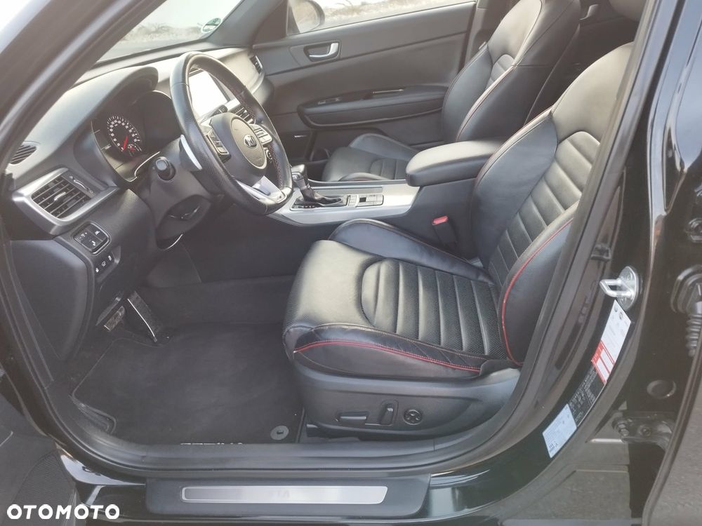 Kia Optima Sportagon 1.6 T-GDI DCT OPF GT Line - 10