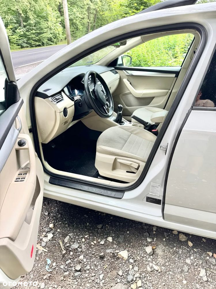 Skoda Octavia 2.0 TDI Elegance - 24