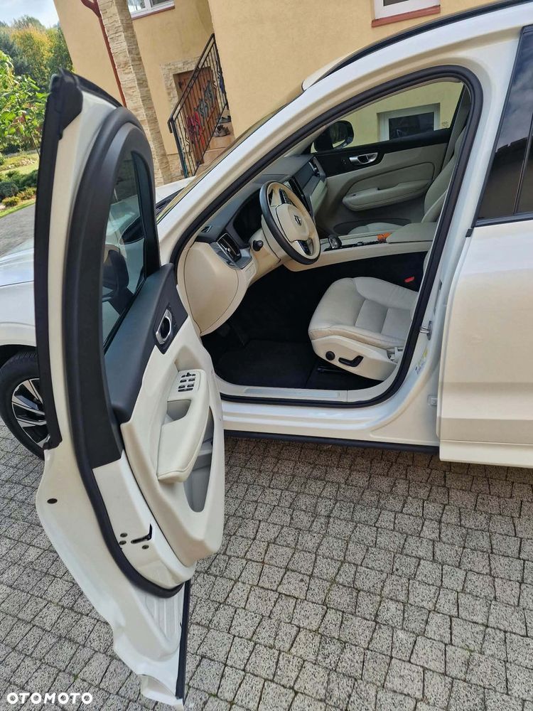 Volvo XC 60 B5 B AWD Core - 7