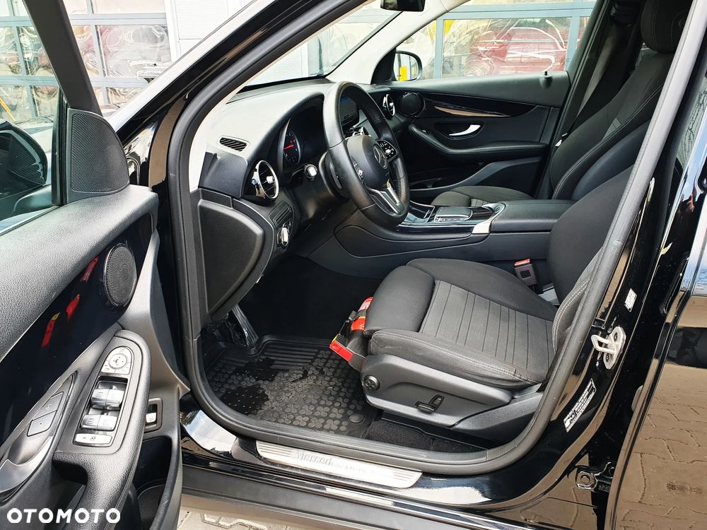 Mercedes-Benz GLC 200 d 4-Matic Business Edition - 13