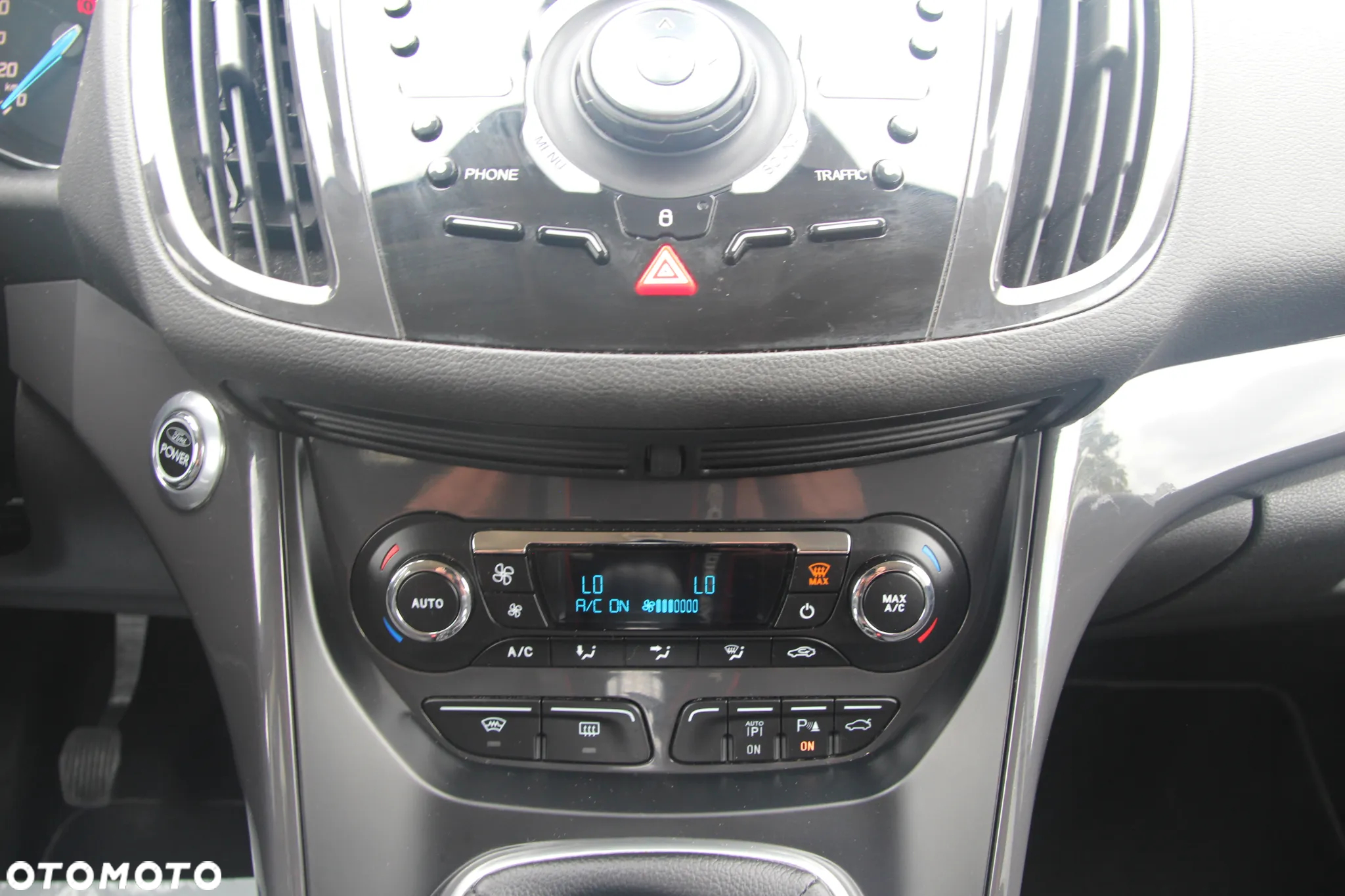 Ford Kuga 2.0 TDCi 4x4 Titanium - 30