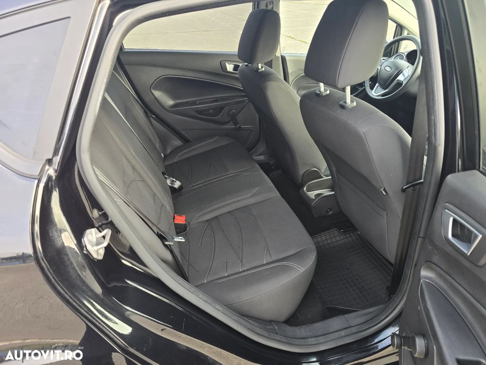 Ford Fiesta - 7