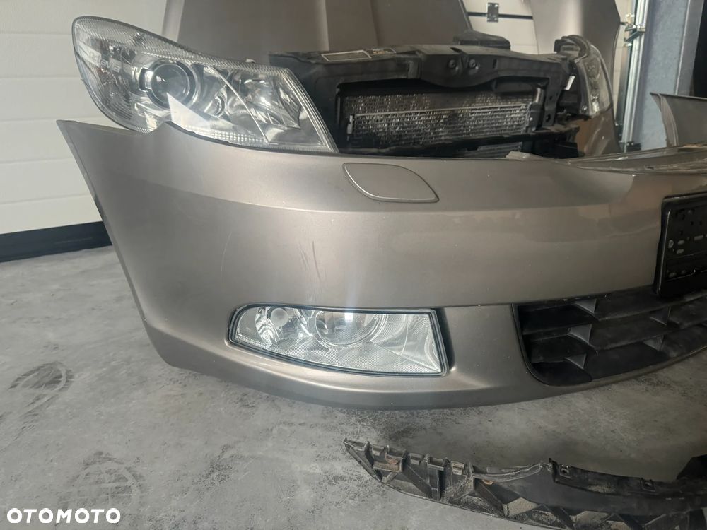 PRZÓD KOMPLETNY ZDERZAK PAS MASKA PAS XENON SKETNY OCTAVIA II LIFT 9202 - 2