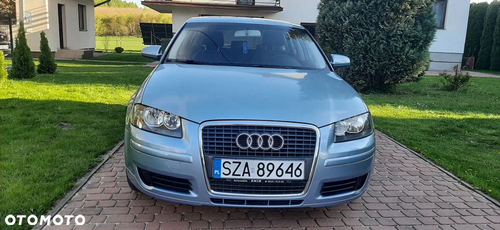 Audi A3 Sportback - 2