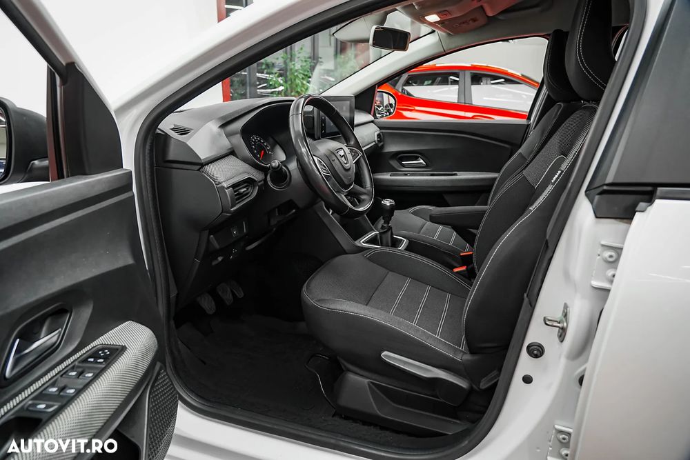 Dacia Jogger 7 locuri TCe 110 Essential - 4