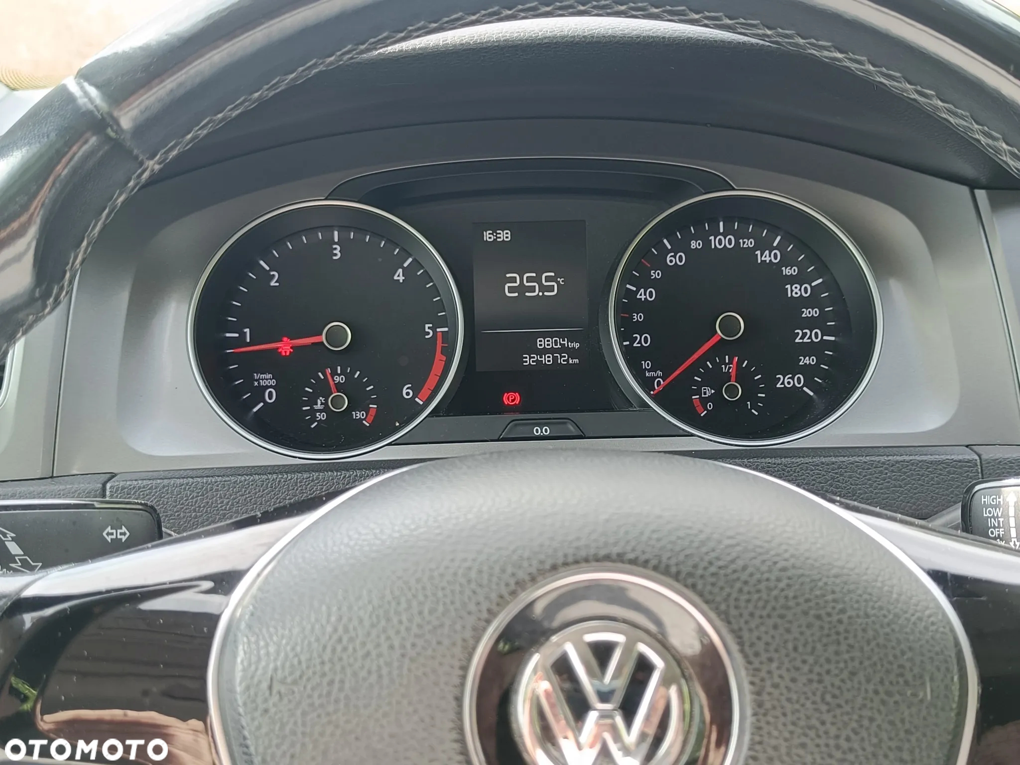 Volkswagen Golf VII 1.6 TDI BlueMotion Trendline - 11