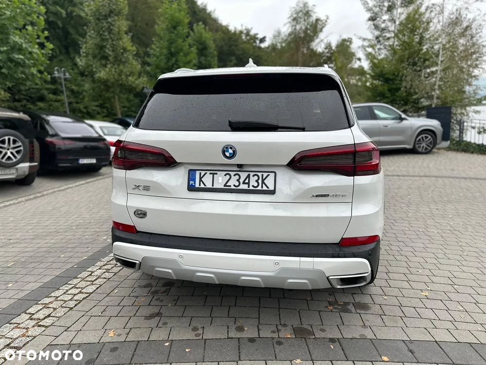 BMW X5 xDrive45e - 8