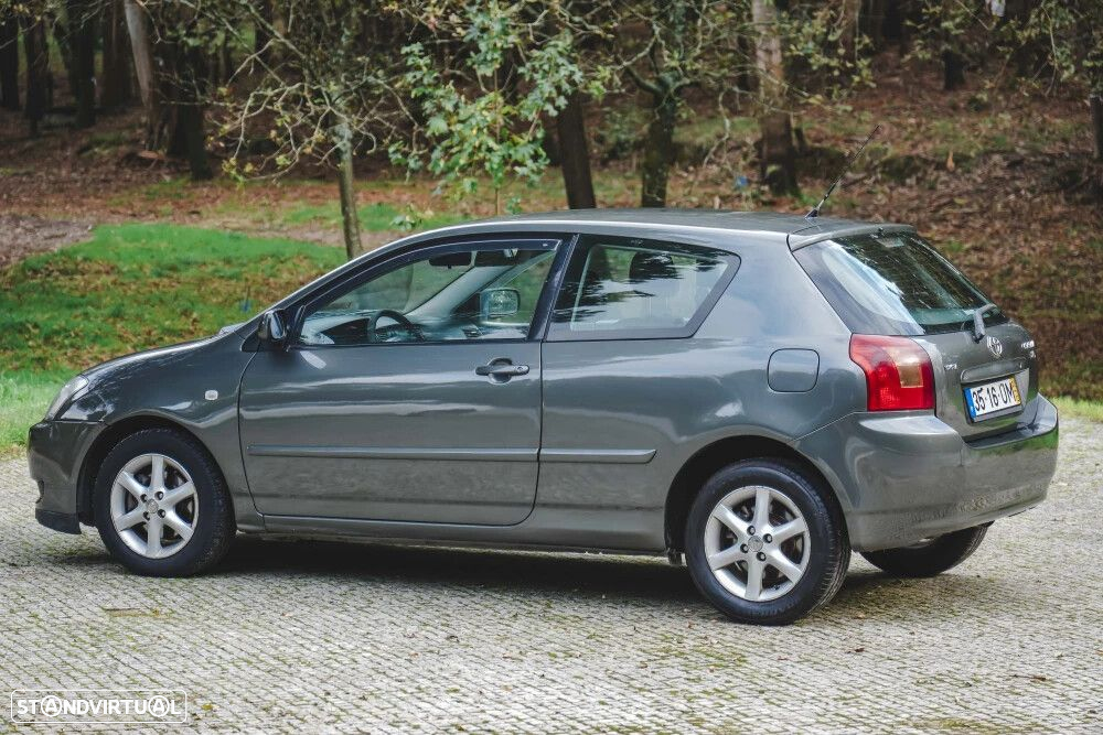 Toyota Corolla - 13