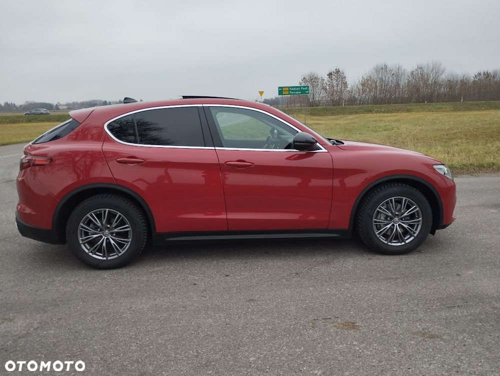 Alfa Romeo Stelvio 2.2 JTDM - 8