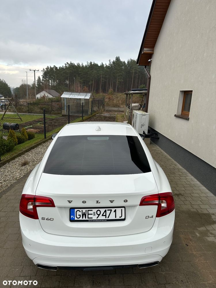 Volvo S60 D4 Drive-E Momentum - 5