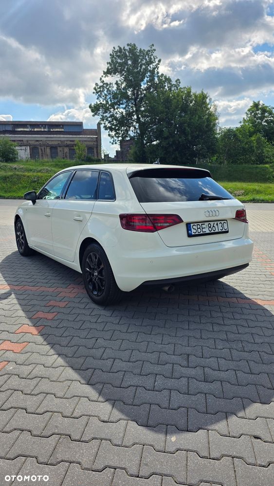 Audi A3 Sportback 1.6 TDI - 12