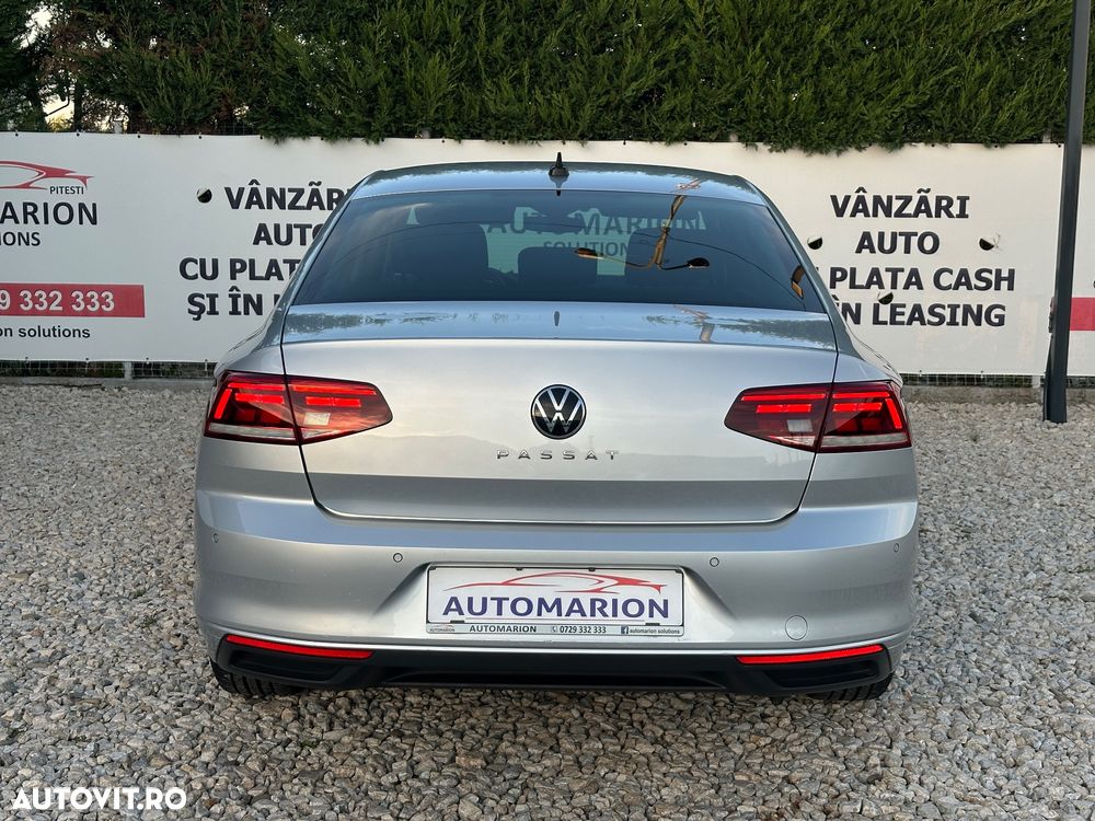 Volkswagen Passat 2.0 TDI DSG Comfortline - 12