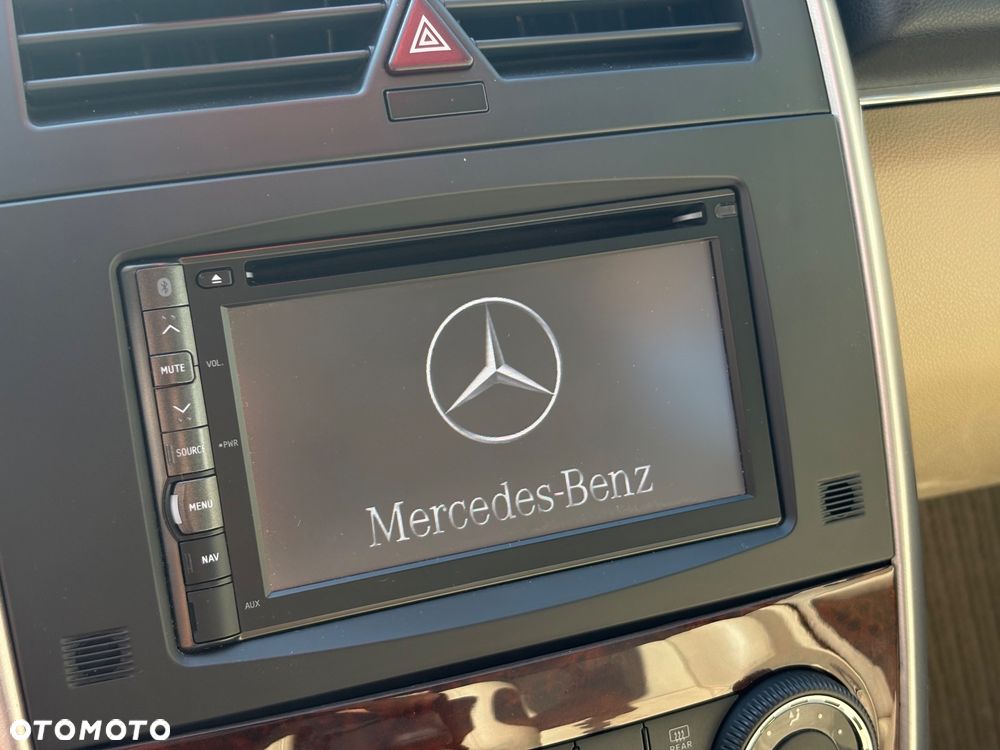 Mercedes-Benz Klasa B 200 Autotronic Special Edition - 26