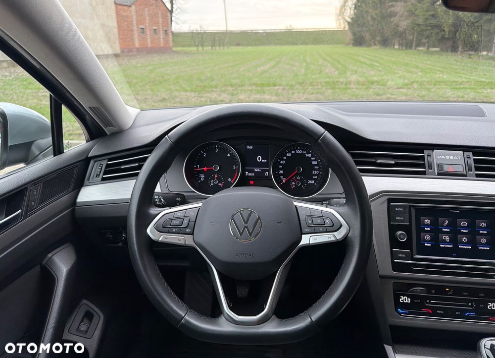 Volkswagen Passat 2.0 TDI EVO Essence - 9