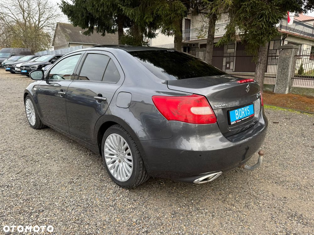 Suzuki Kizashi 2.4 Sport 4WD CVT - 6